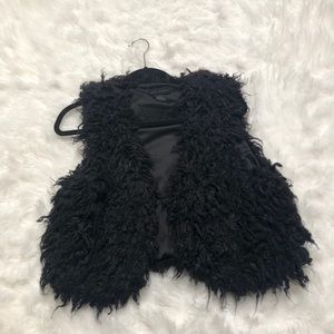 Steve. Madden Vest - Black